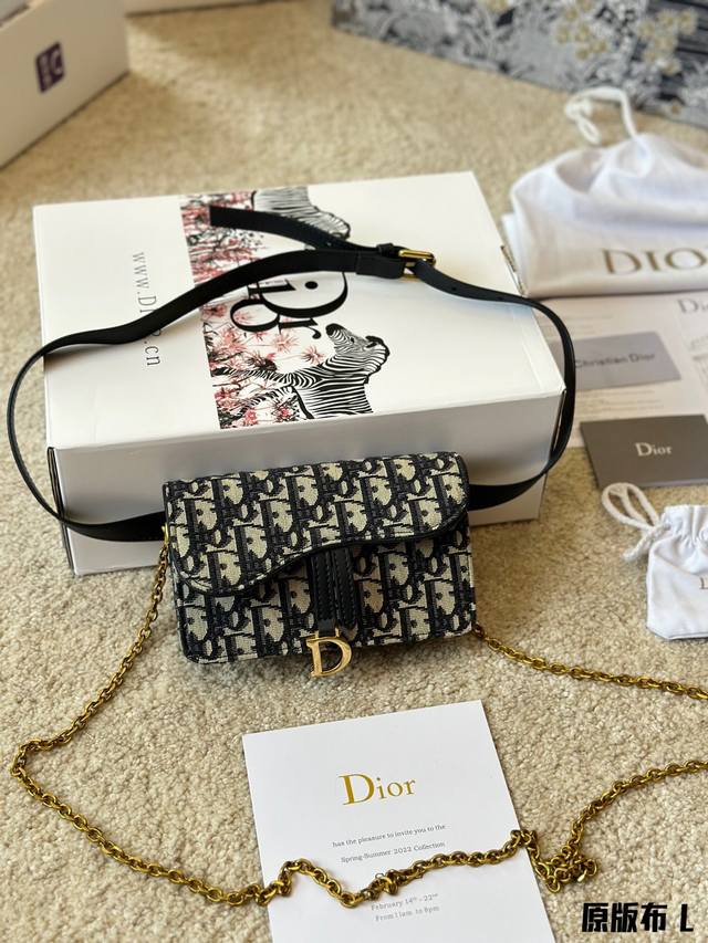 原版布 Dior腰包改造入门级 超高性价比之王 对老花有执念 腰包款真的很时髦 可以做腰包也可以做腋下包 尺寸18 10Cm
