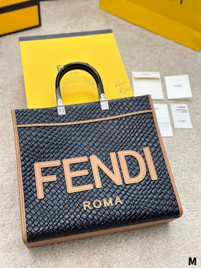 编织 尺寸 35*31Cm F家 Fendi Peekabo 购物袋 经典的tote造型 编织托特包