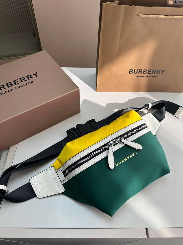 Burberry巴宝莉腰包胸包 经典标志 辨识度极高 上身绝绝子 不愧百搭时髦单品 L-15尺寸28.8.15折叠盒