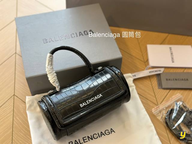 折叠盒 Balenciaga圆筒包 尺寸21 10Cm 可手提 可斜挎 上身超级 - 点击图像关闭