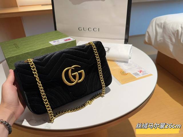 Gucci古奇 Gg Marmont系列 天鹅绒丝绒马尔蒙马蒙链条包 尺寸26Cm 礼盒包装 - 点击图像关闭