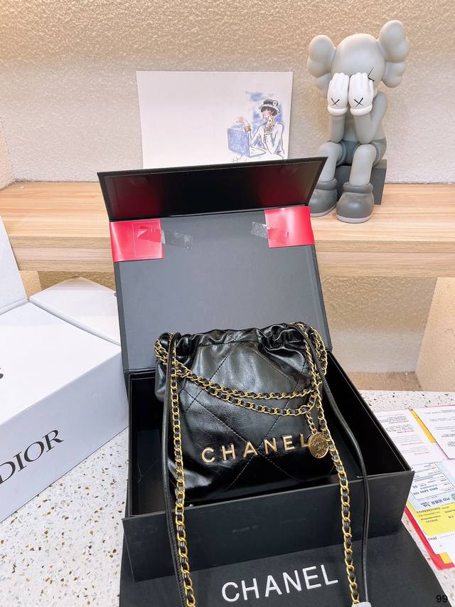 折叠礼盒 Chanel香奈儿抽绳迷你购物袋 垃圾袋中古款链条超级美 做旧鎏金复古又时尚非常百搭 尺寸 18 20