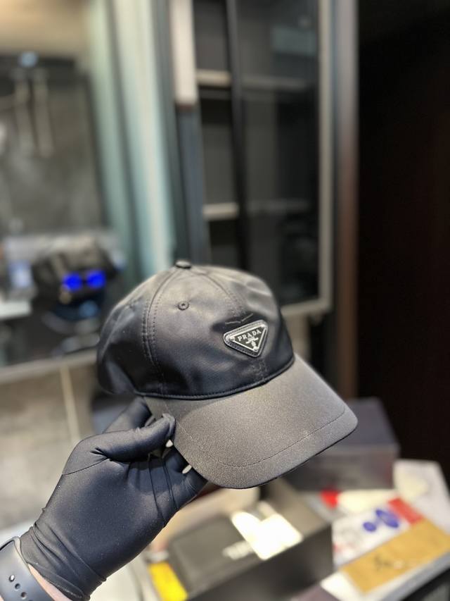 折叠礼盒 Prada普拉达2023新款网络新款棒球帽 鸭舌帽 男女通用