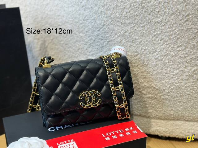 折叠盒 Chanel 23K链条包慵懒随性又好背 上身满满的惊喜 高级慵懒又随性 彻底心动的一只 Size 18*12Cm