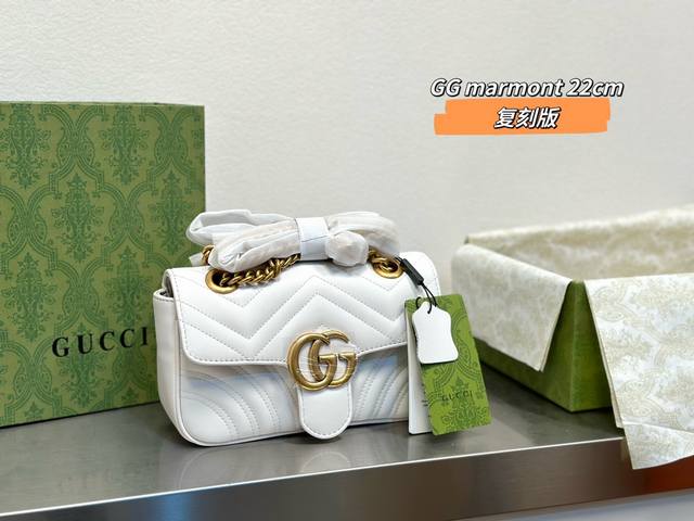古奇 Gucci经典款marmont 链条包 刺绣爱心 经典不过时 头层皮 对标zp 全套包装 尺寸 22Cm