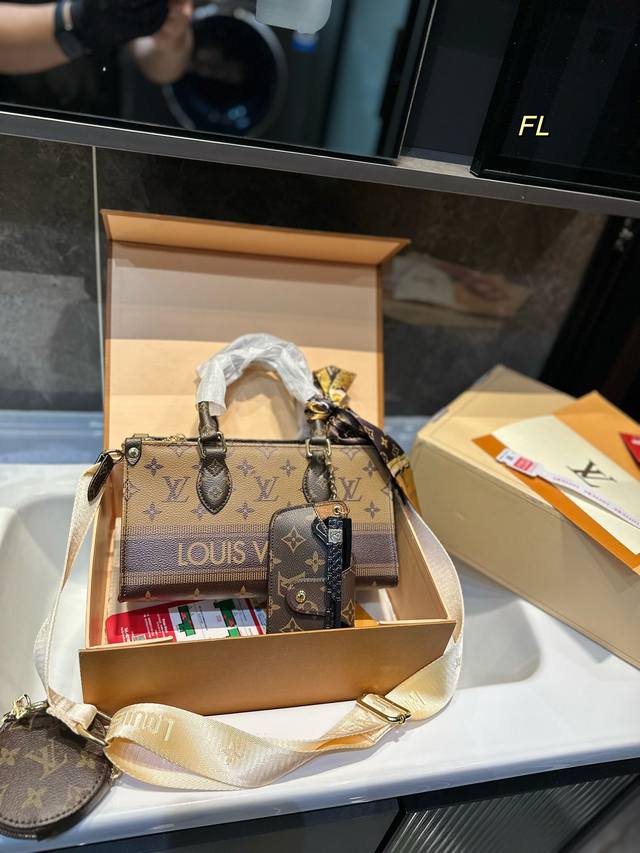礼盒包装 Lv Onthego购物袋 有隐藏的背带设计 可单肩 可手提 搜索 Lv Onthego丛林新款size 25.14Cm