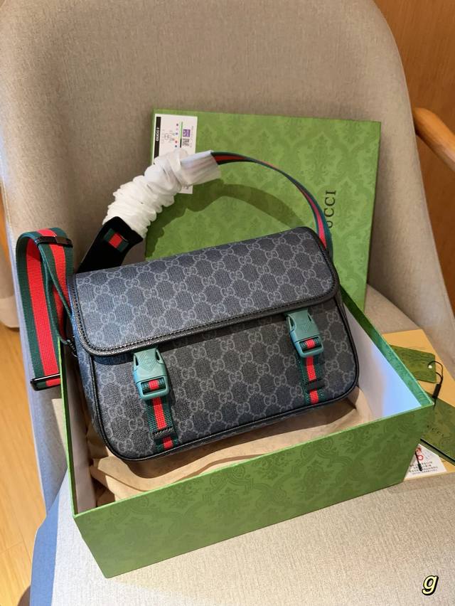 Gucci古奇 Gg新款邮差包单肩包 尺寸26 18 10 礼盒包装