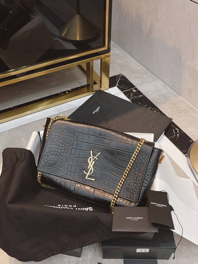 原单牛皮 折叠礼盒 官网飞机箱 Ysl 链条包 Kate Chain And Tassel Bag In Textured Leather 最新最佳最实用的尺寸