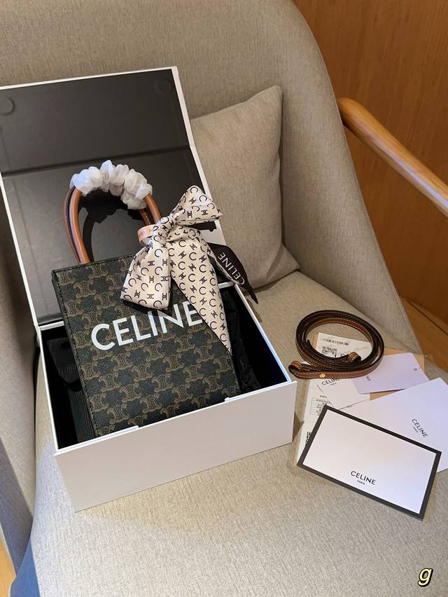 高版本配送丝巾 Celine 赛琳 老花琴谱包 尺寸: 17 28 礼盒包装