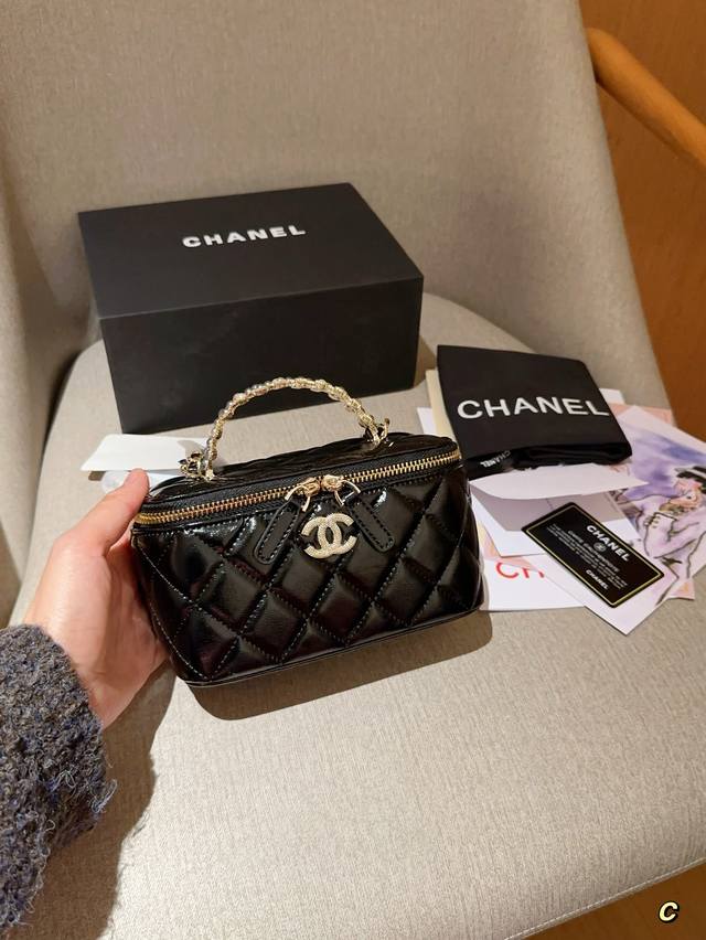 Chanel香奈儿 24P珍珠手提盒子包链条包 Size:18 10 8 礼盒包装