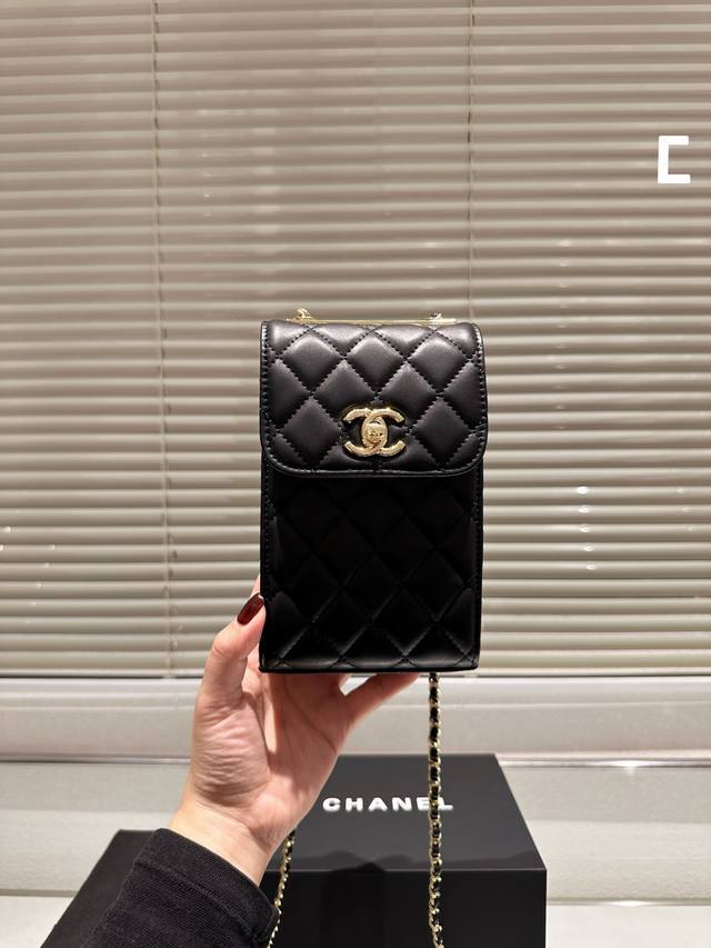 礼盒 香奈儿 Chanel 慵懒随性又好背 链条斜挎包 上身满满的惊喜 高级慵懒又随性 彻底心动的一只 Size 11.18Cm