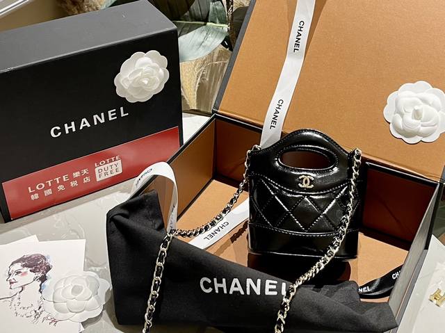 折叠礼盒 Chanel新品 2024 可爱mini薯条包上线 牛皮质地 时装/休闲 不挑衣服 尺寸10