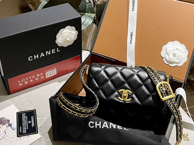 礼盒包装 Chanel 新款 夏季粗链条 可调节插扣肩带 腋下包斜挎包 长度真的好适合夏天能装又好看~小羊皮+复古金yyds 大金链子非常复古风，做扣链