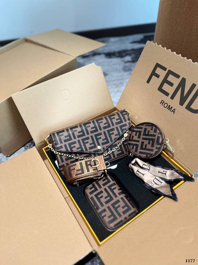 折叠礼盒飞机盒 Mk Fendi Gucci Dior 三合一信封包 口红包零钱卡包礼盒 尺寸21.12Cm