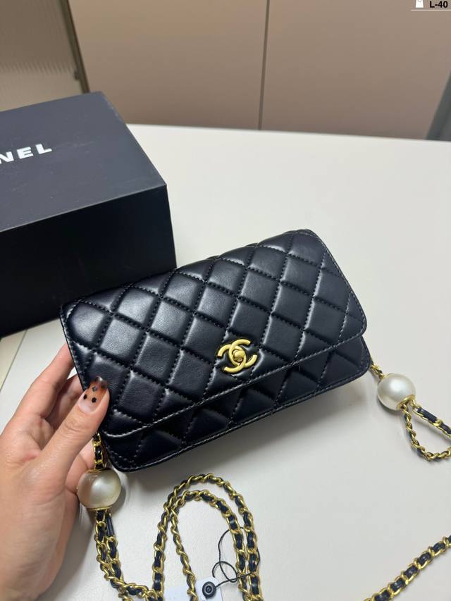 Chanel 2024新woc 双球 发财包 小香最近好多明星都在背整体造型延续了经典的元素，又多了些特别的小设计l-40尺寸20.5.12折叠盒