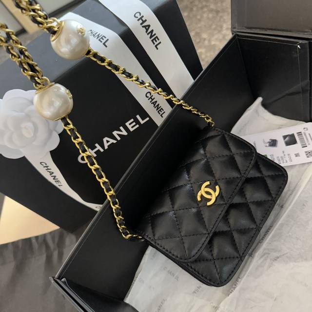 折叠礼盒包装 Chanel 24Ss 珍珠调节扣 Mini 腰包 小废包 慵懒随性又好背 上身满满的惊喜 高级慵懒又随性