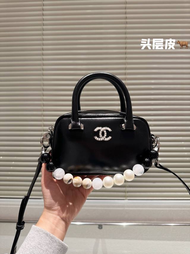 纯皮 Chanel新品 珍珠系列 牛皮质地 时装/休闲 不挑衣服 尺寸19
