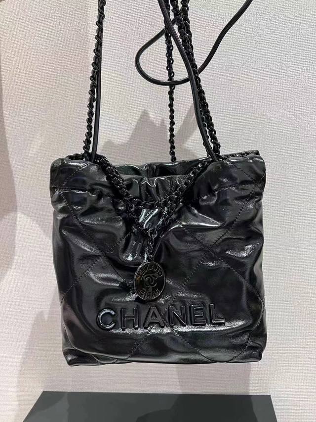 油蜡皮 折叠礼盒包装 Chanel So Black 迷你垃圾袋#大爆款预测 天呐chanel Mini垃圾袋也太美了叭颐 预测下一个大爆款翻 好想拥有 #香奈