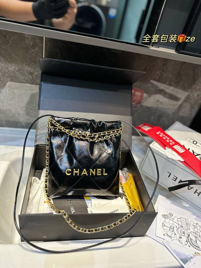 礼盒包装 Chanel 2023Ss迷你垃圾袋#大爆款预测 天呐chanel Mini垃圾袋也太美了叭颐 预测下一个大爆款翻 好想拥有 #香奈儿垃圾袋 #Cha